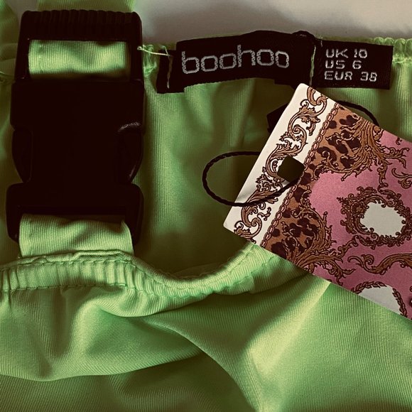 Boo Hoo 2 Piece Shorts Crop Top Womens Sz 6 Small Lime Green Buckle Detail New - Picture 7 of 11